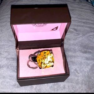 Juicy Couture Giant Engagement Ring Key Fob Keychain